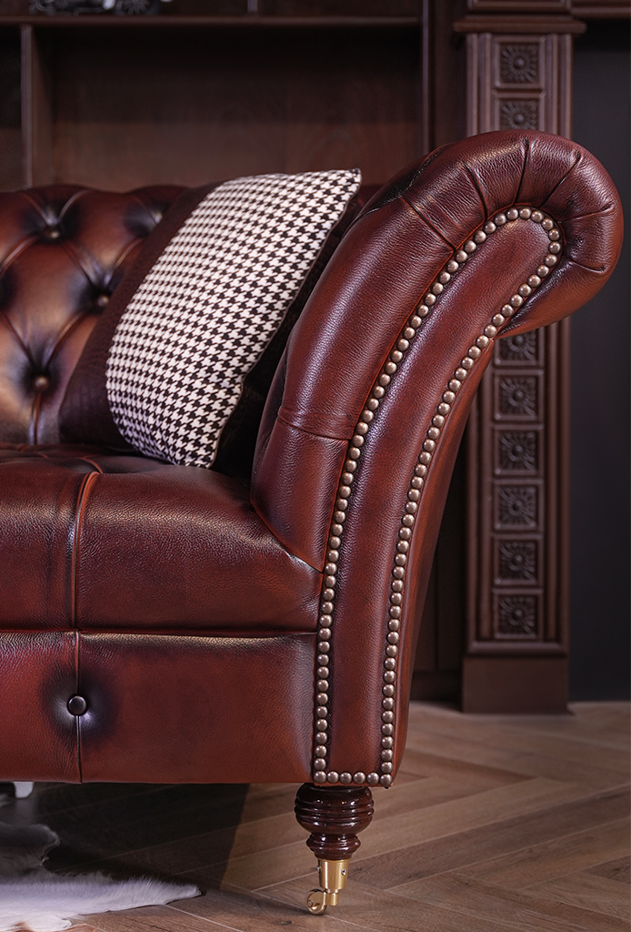 Stingmarch Chesterfield Leather Sofa – Handwaxed